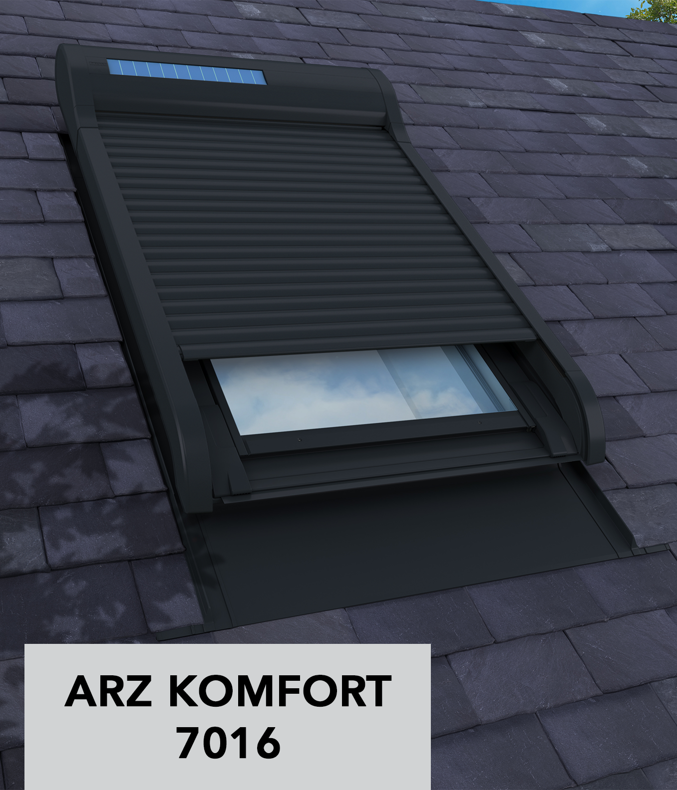 Der außenliegende Rollladen sorgt für höchsten Komfort bei der Nutzung des Dachgeschosses, da er vor Überhitzung schützt – FAKRO.