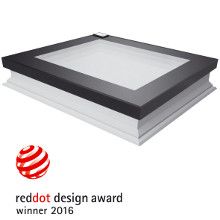 Red Dot Award 2016 für Fakro Flachdach-Fenster